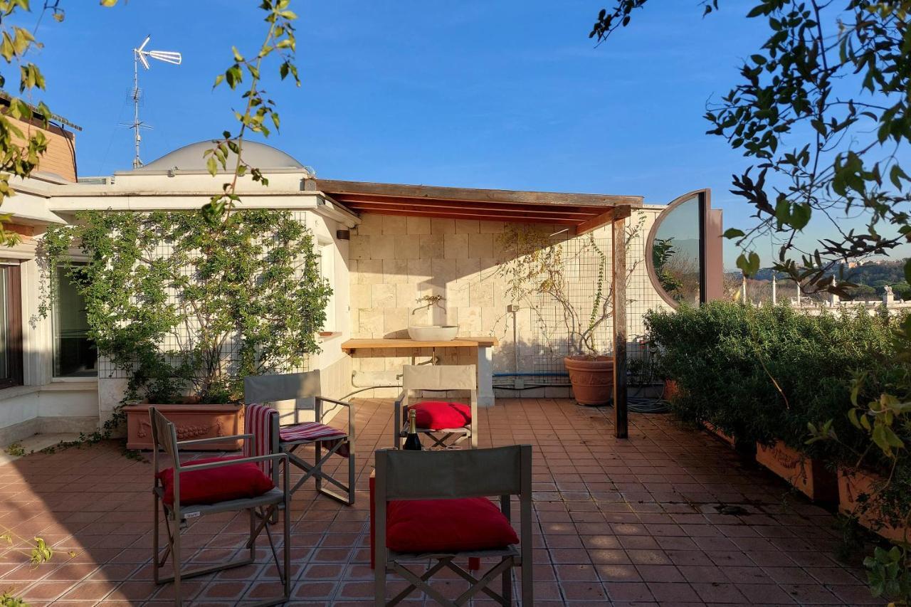 Beautiful Loft In Ponte Milvio With Terrace Apartment Rome Exterior photo