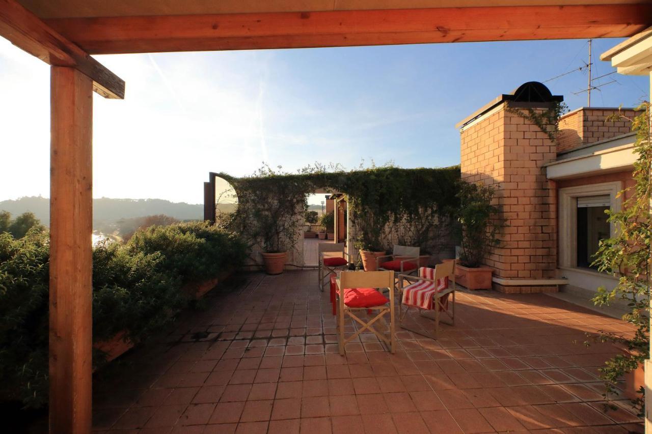 Beautiful Loft In Ponte Milvio With Terrace Apartment Rome Exterior photo