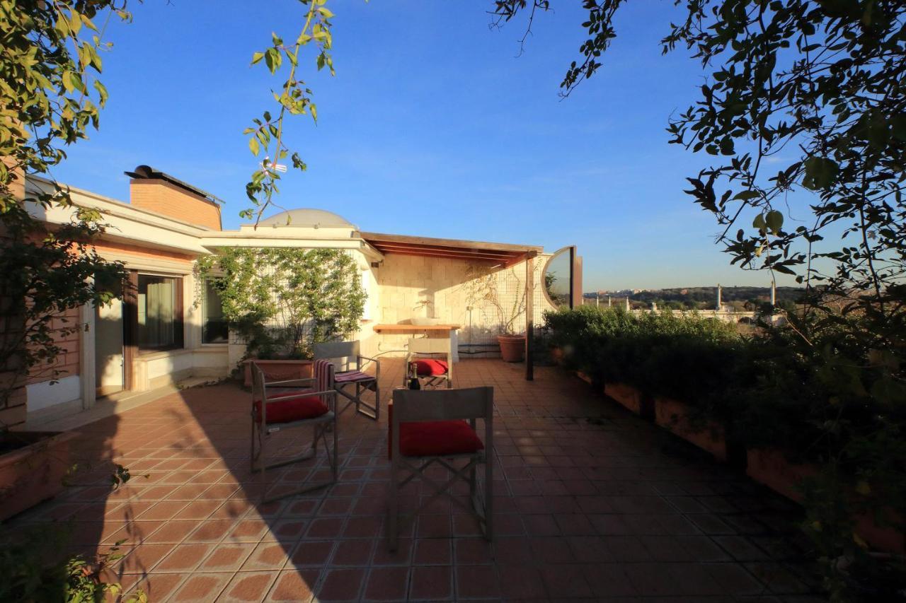 Beautiful Loft In Ponte Milvio With Terrace Apartment Rome Exterior photo